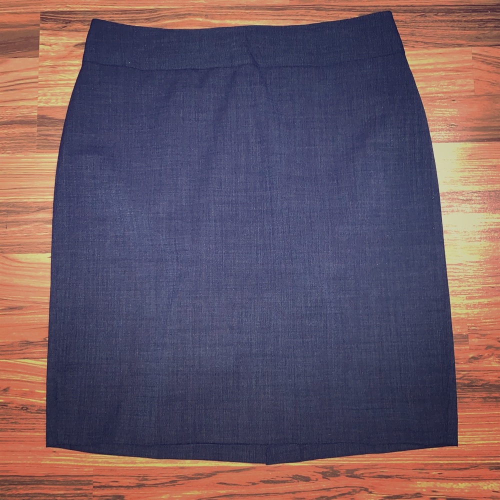 EUC - Banana Republic - Wool Pencil Skirt